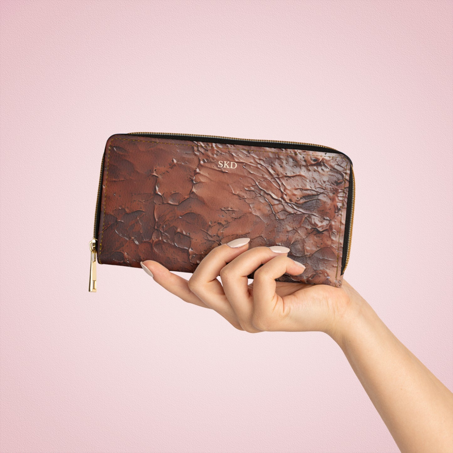 Collector's Vault: Monarch Dynasty | Burnished Mahogany Textured Zipper Wallet | Regal Patina for Distinctive Taste