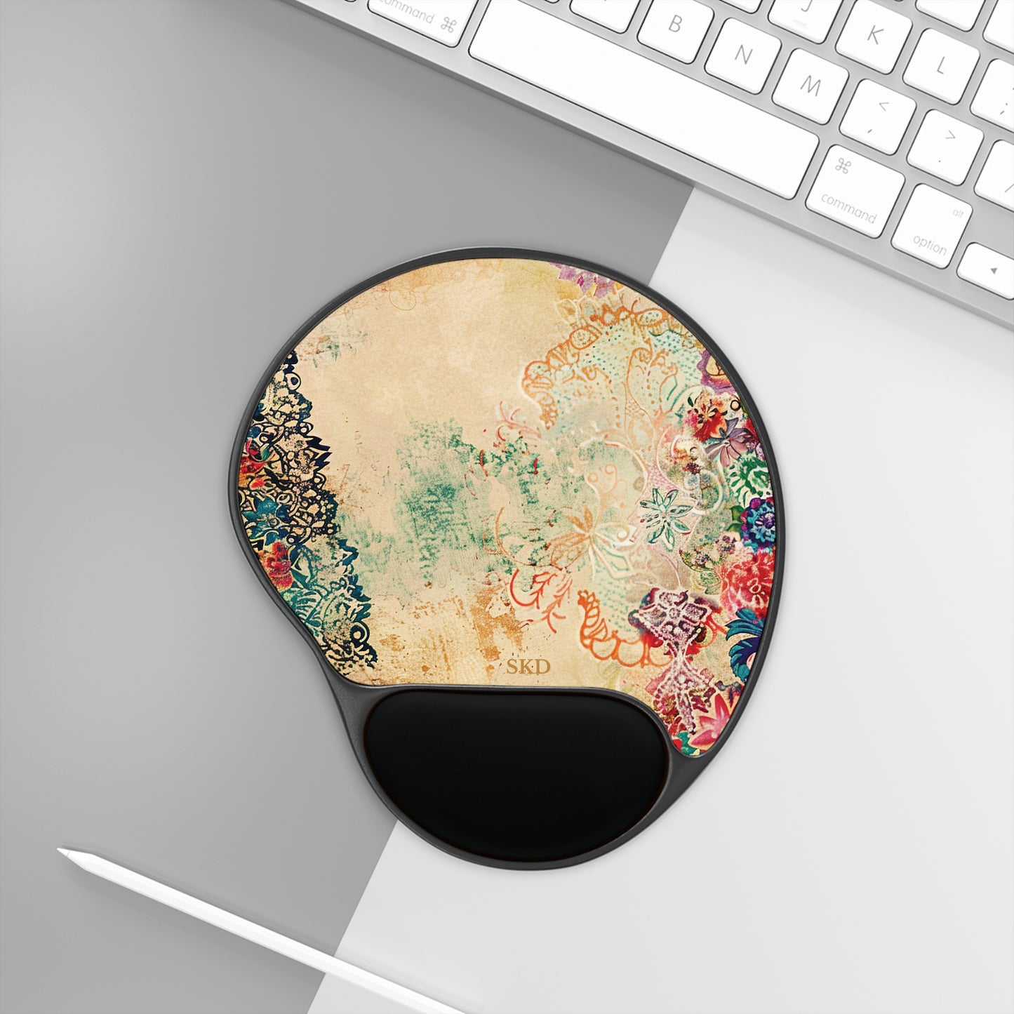 LIMITED EDITION: Timeless Tapestry | Vintage Floral Mouse Pad with Wrist Rest | Ideal for Gamers, Home Office Decor, Gift for Tech Lovers, Ergonomic Support